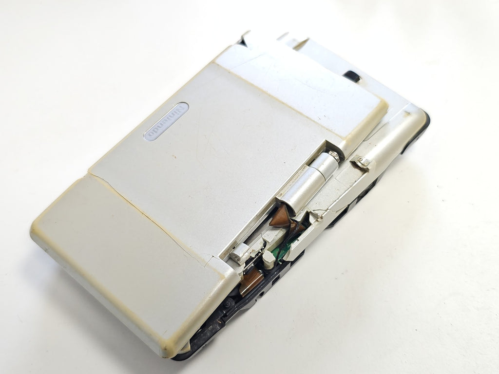 Console Nintendo DS à réparer ou pour pièces détachées, portable de la marque Ni