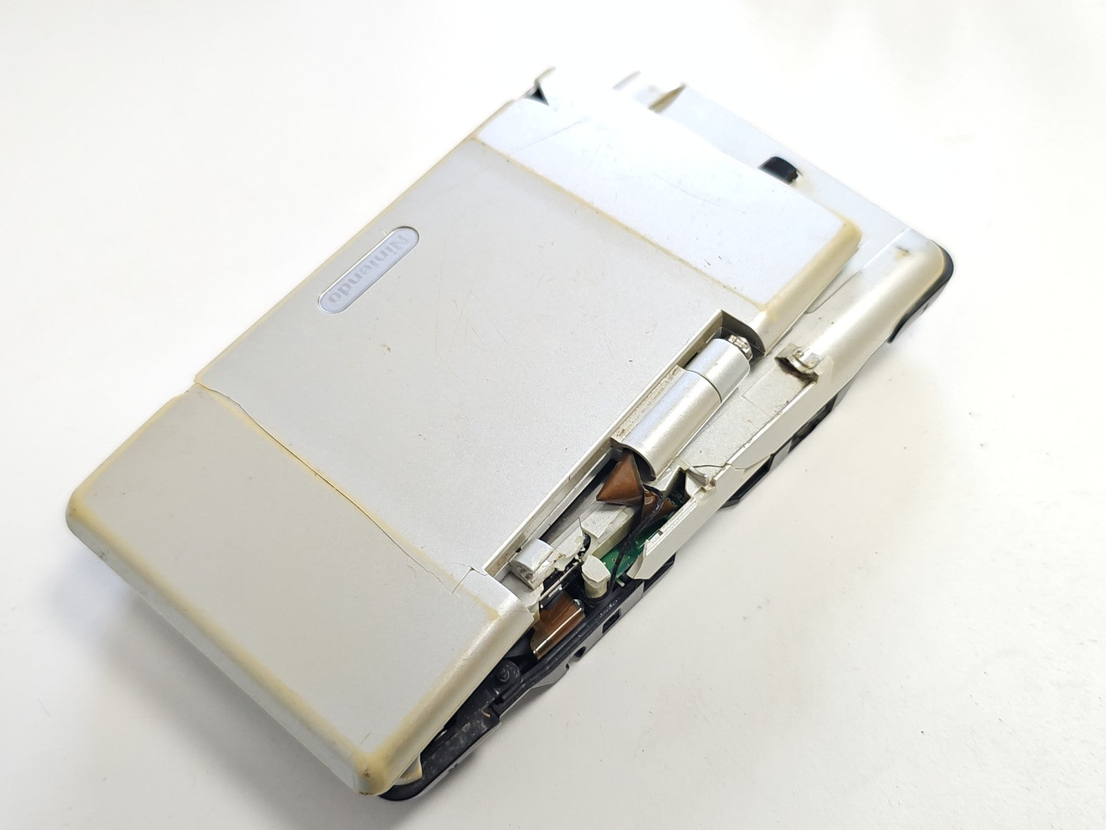 Console Nintendo DS à réparer ou pour pièces détachées, portable de la marque Ni