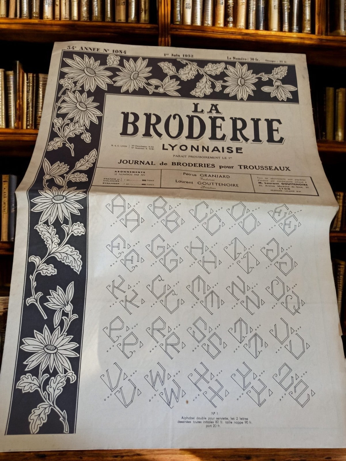 Journal de broderie La Broderie Lyonnaise 1952 ancien motif alphabet vintage
