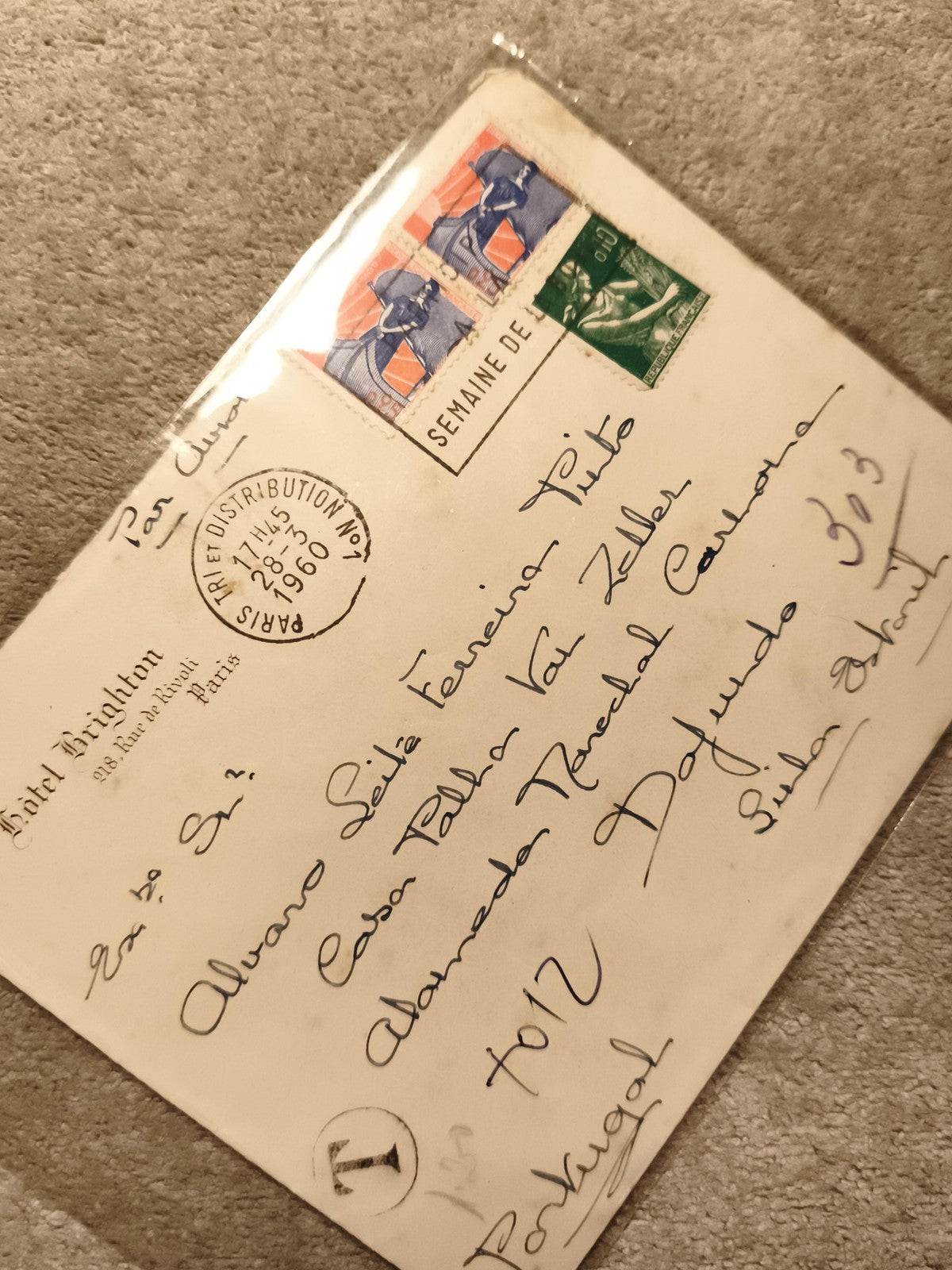 Lettre affranchie Paris 1960, timbres Semaine De Gaulle, cachet Hôtel Brighton P