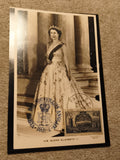 Carte postale H.M. Queen Elizabeth II timbre 1957 obliteration Paris philatélie