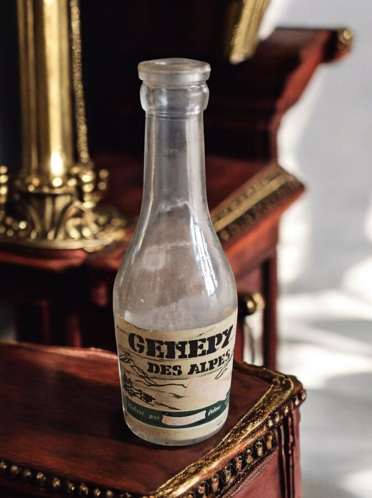 Mignonette ancienne Génépy des Alpes France, flacon vintage apéritif déco