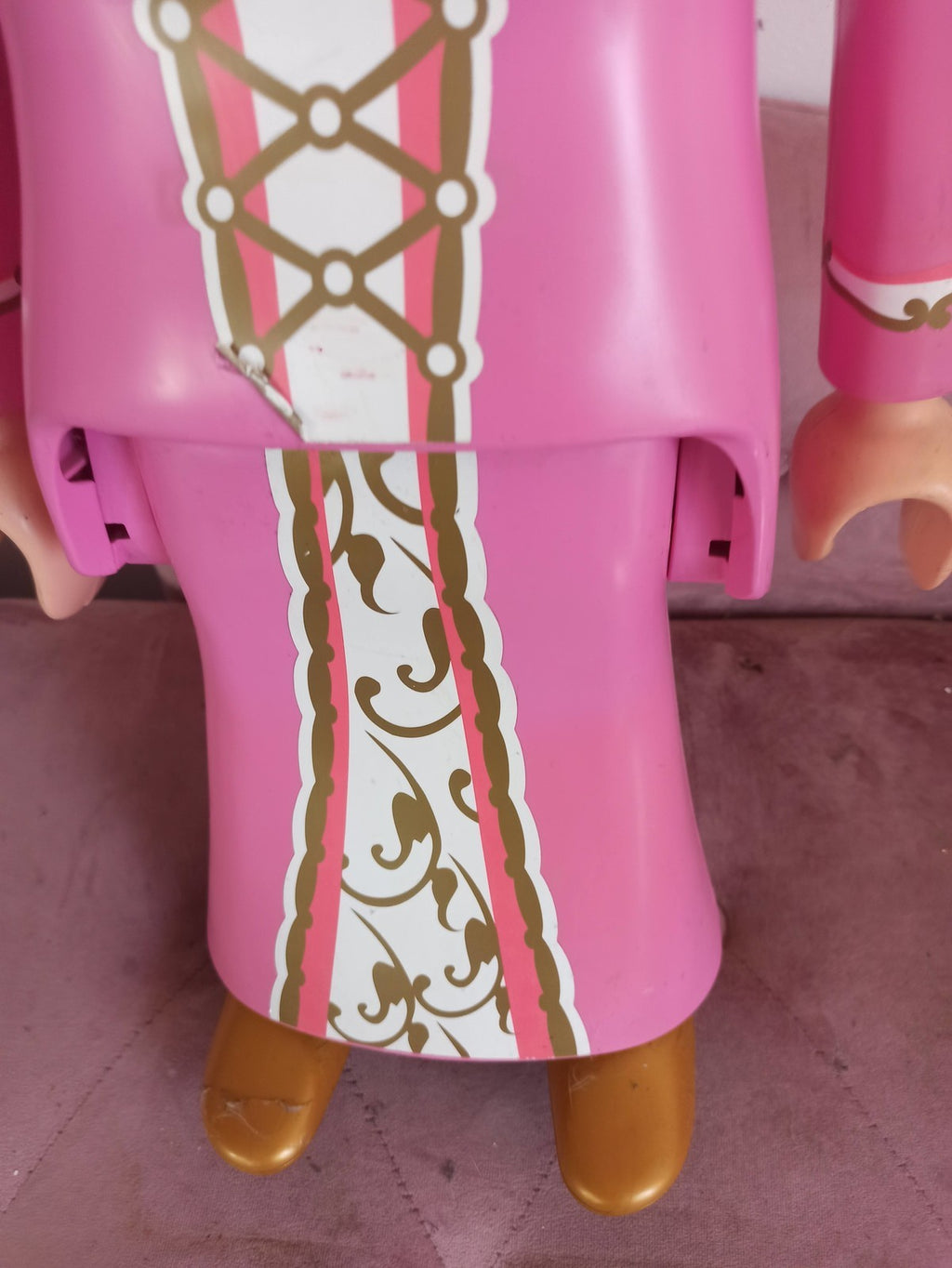 Figurine géante Playmobil femme robe rose décorative Jumbo XXL occasion