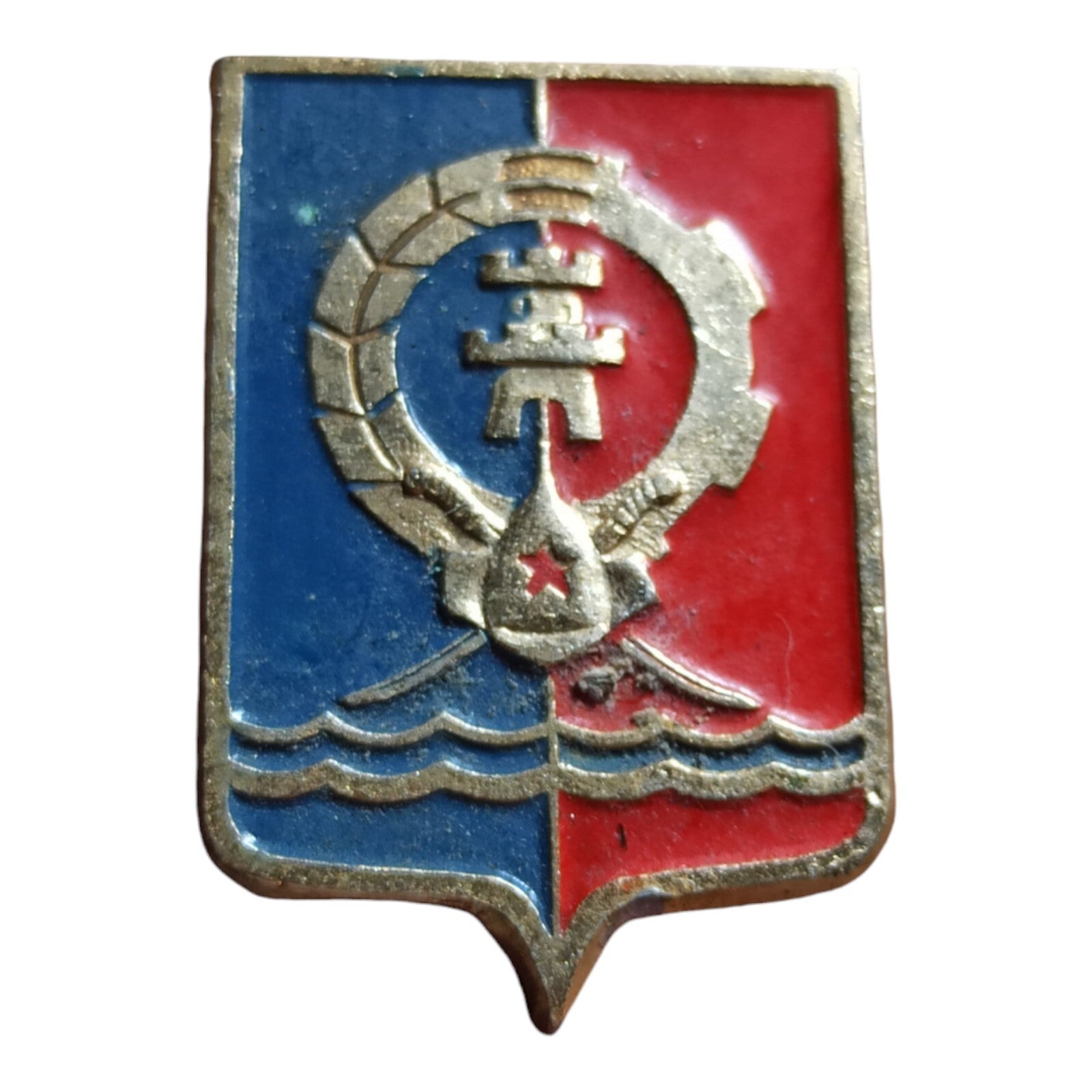 Broche soviétique émaillée insigne travail URSS bleu rouge décor industriel