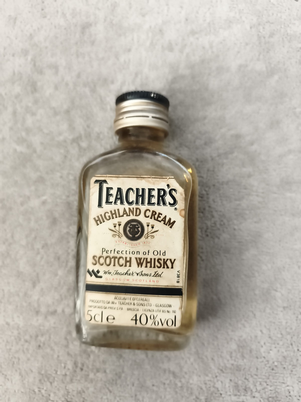 Miniature whisky Teacher's Highland Cream 5cl 40% vol bouteille partiellement re