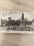 Ancienne carte postale Libourne statue Duc Decazes allées République vintage