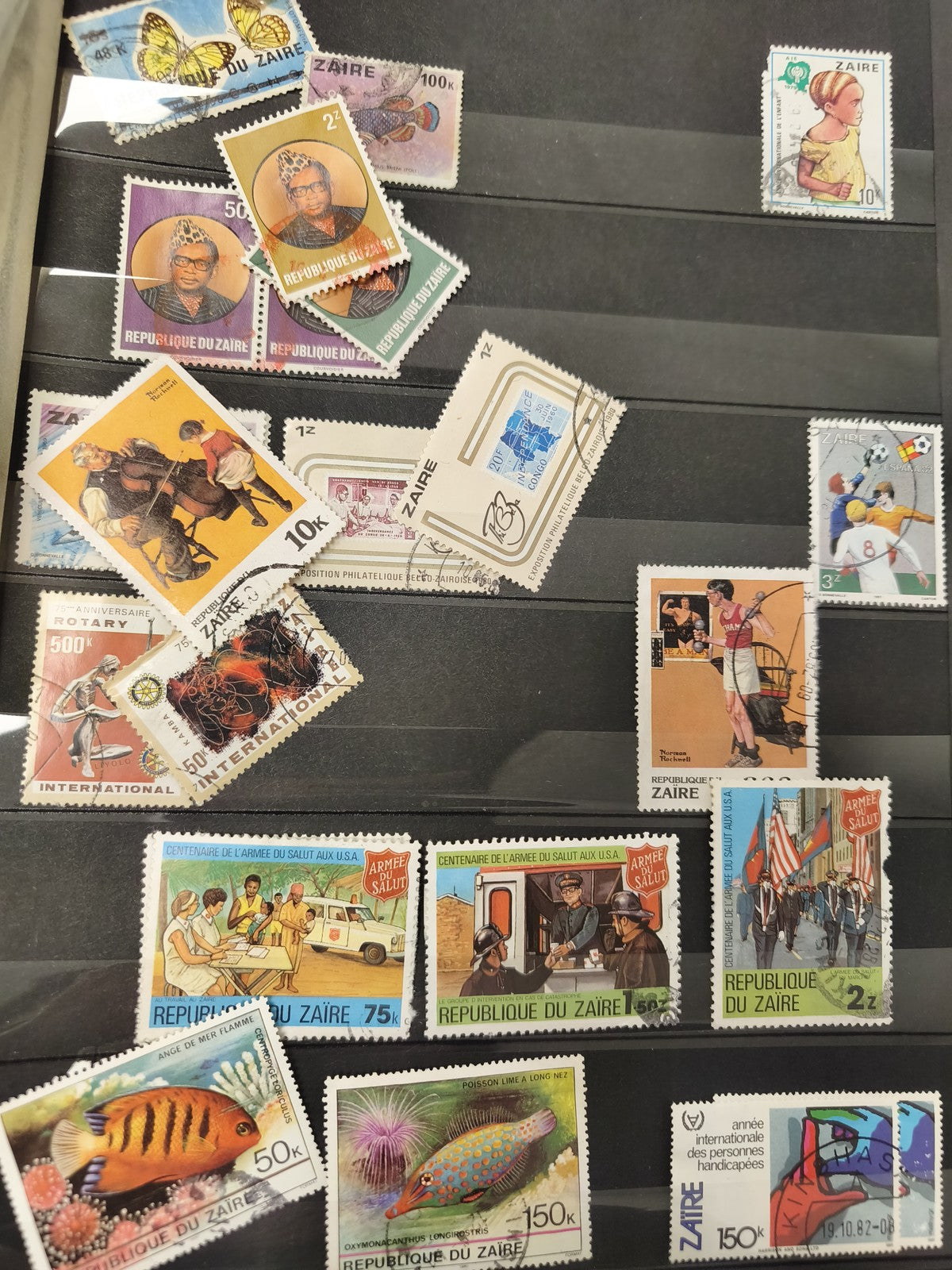 Lot anciens timbres oblitérés Zaïre, thématiques variées, couleurs vives