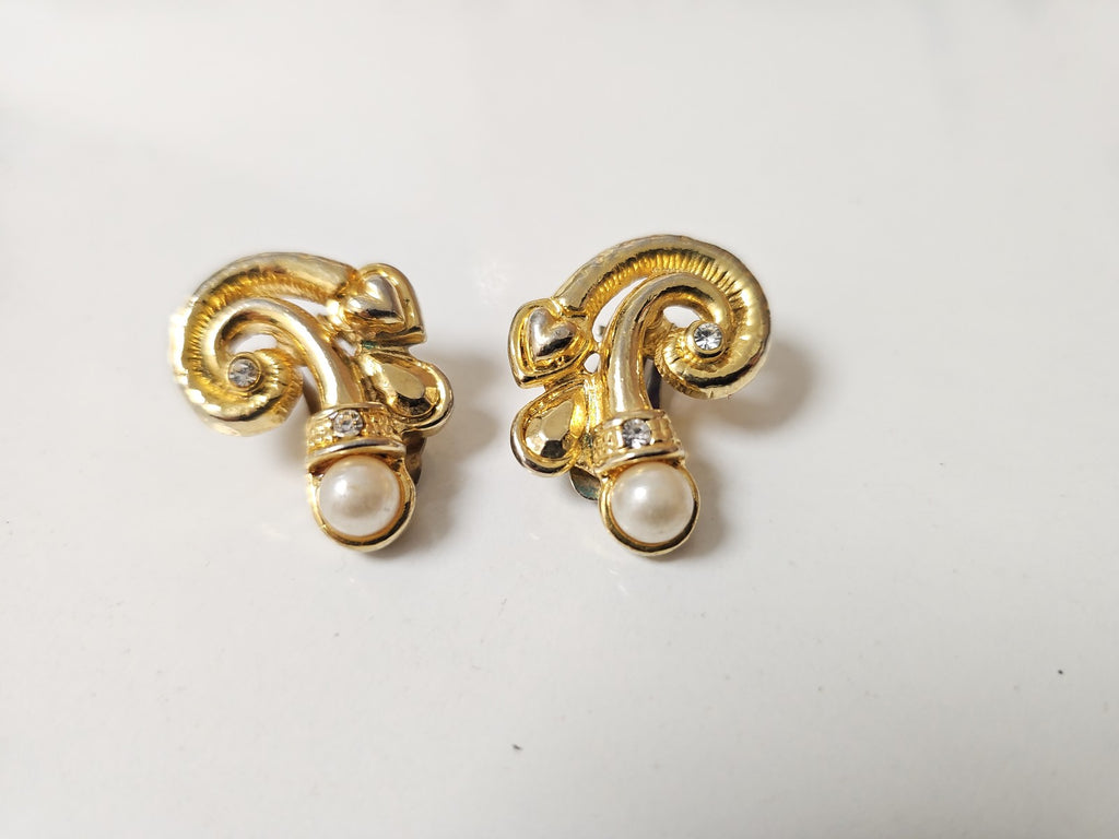 Paire de boucles d?oreilles vintage anciennes rétro, bijou ancien collection