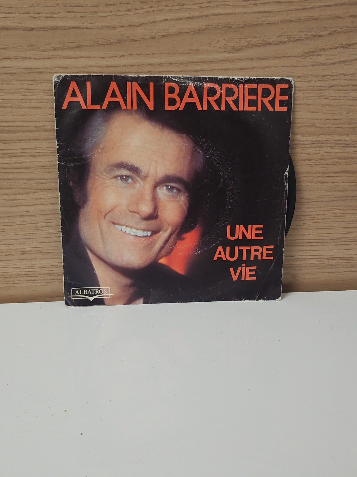 Vintage 45 tours ancien disque vinyle Alain Barrière collection rétro musique