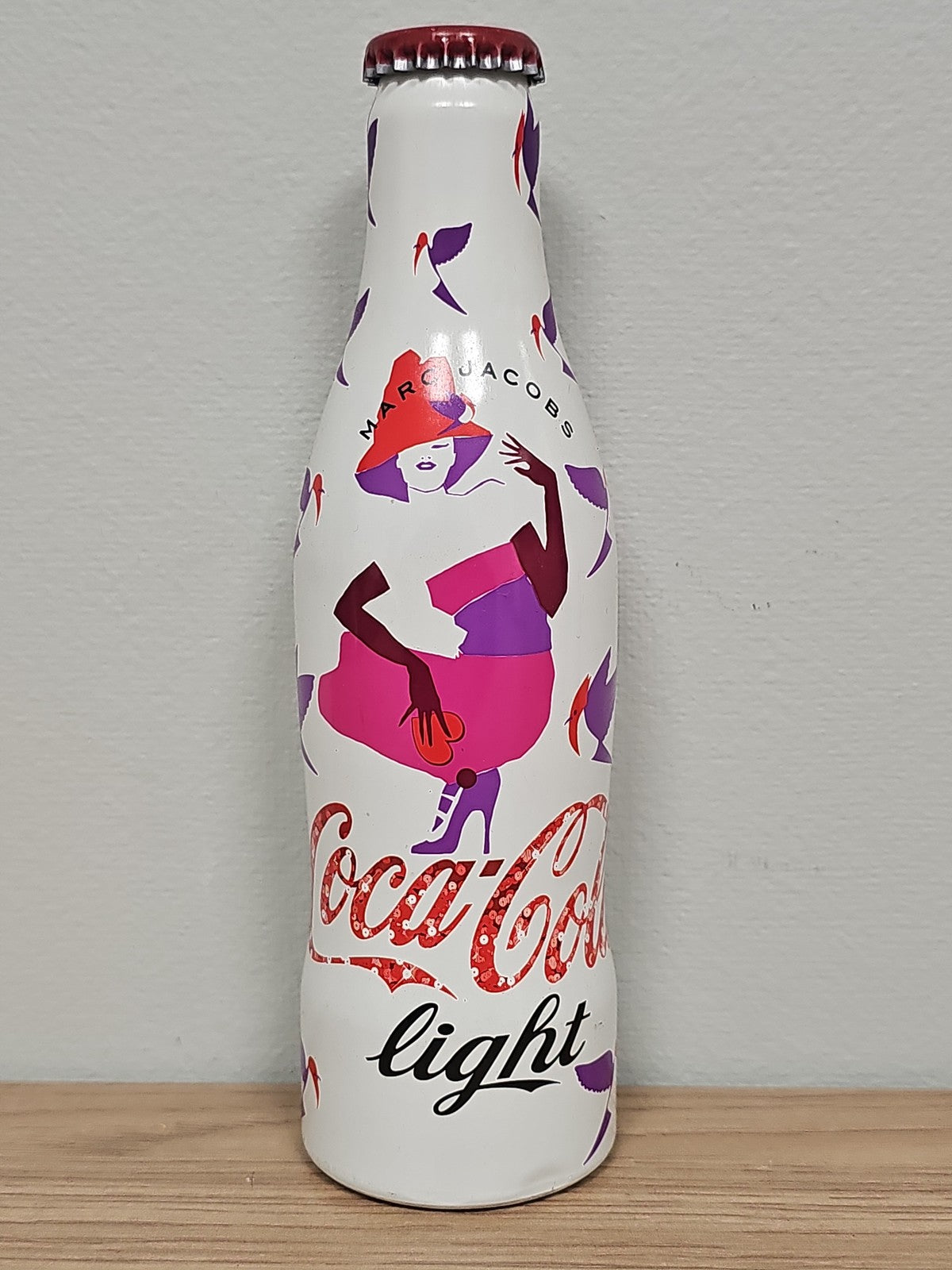 Bouteille Coca Cola pleine édition limitée MARC JACOBS design exclusif 250ml