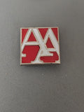 Pin's vintage AXA ancien badge rétro assurance collection objet publicitaire