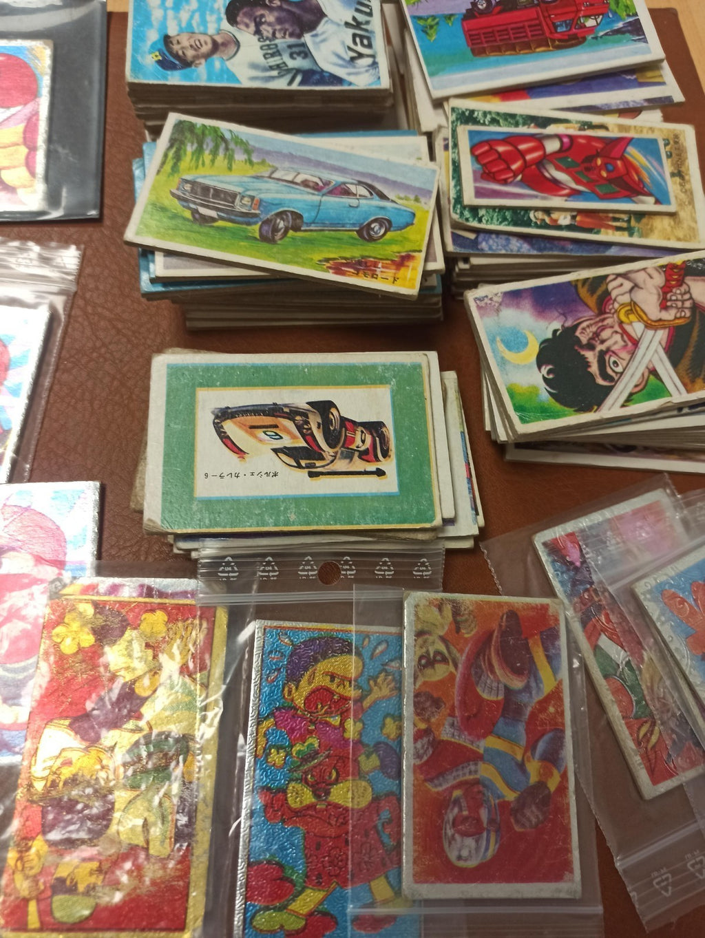 Lot Menko vintage Japon cartes illustrées foils, anime manga rétro