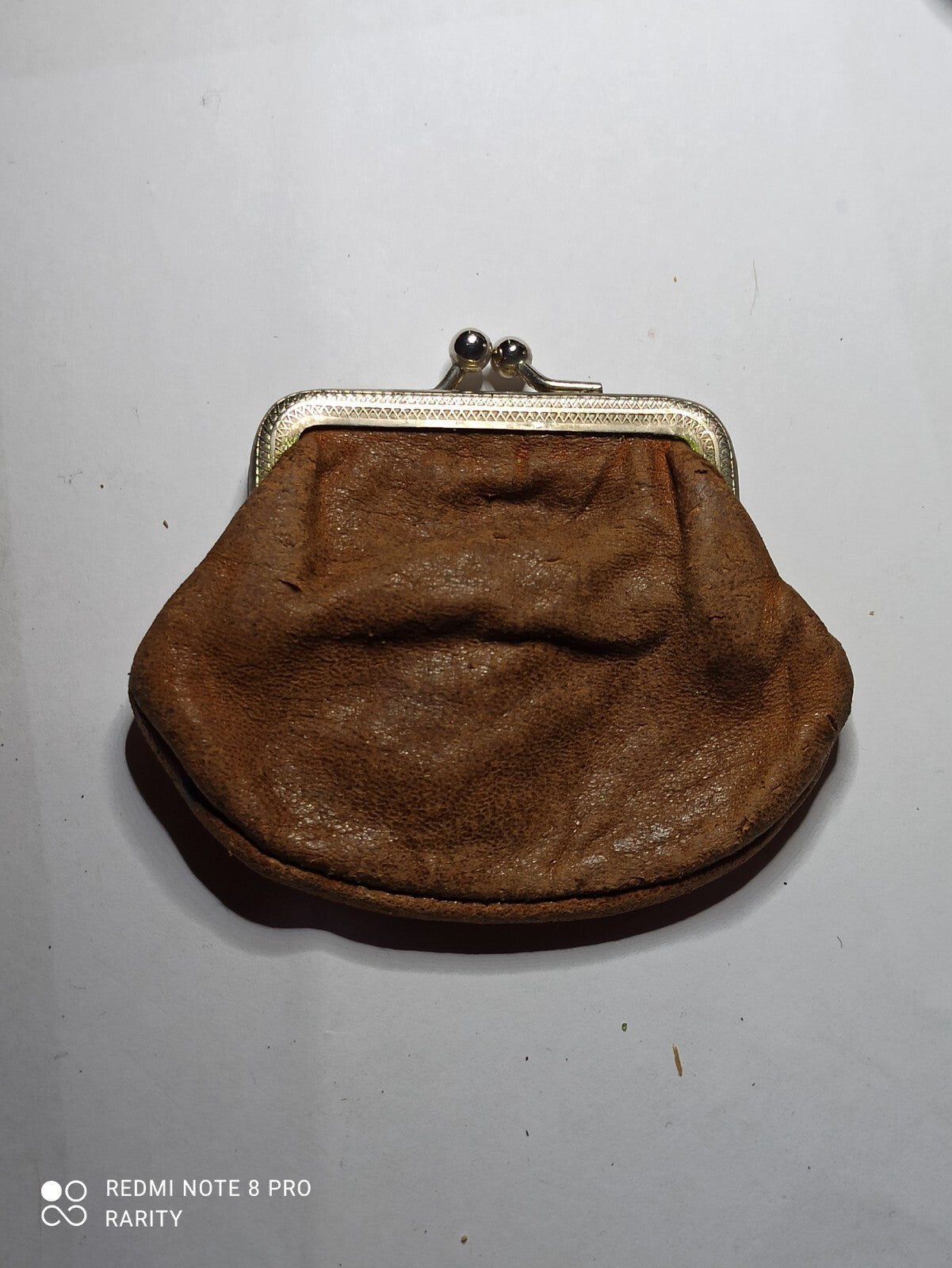 Porte-monnaie vintage années 70 cuir marron fermoir métal rétro