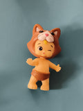 Figurine Twozies bébé animal chapeau chat marron jouet décor enfant