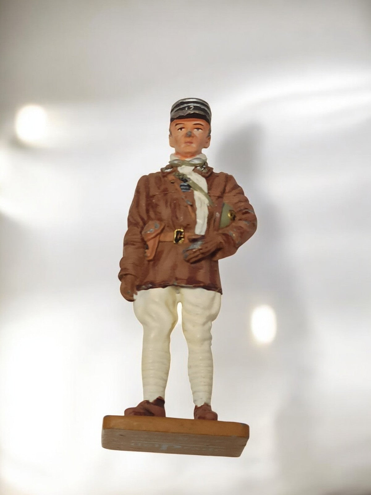 Figurine soldat Del Prado plomb vintage uniforme marron militaire ancien