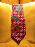 Cravate vintage en soie motif floral rouge style années 70 élégant