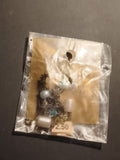Paire de boucles d’oreilles vintage perles fantaisie bleu blanc deadstock sachet