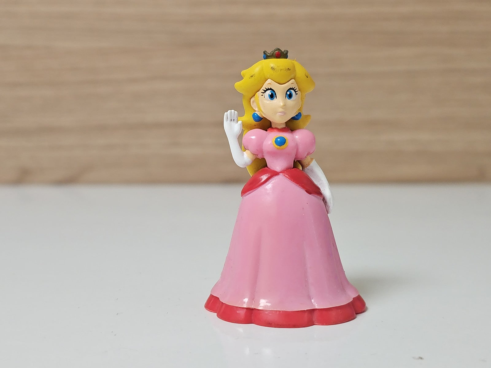 Figurine rétro Mario et Peach ancienne collection, jouet vintage rare occasion
