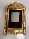 Cadre ancien doré style Napoléon III, décor architectural, finition or, cadre ph