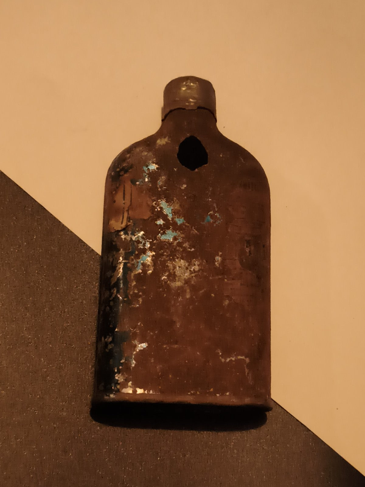 Ancienne boîte métal poudre chasse percée vintage, patine, déco XIXe-XXe