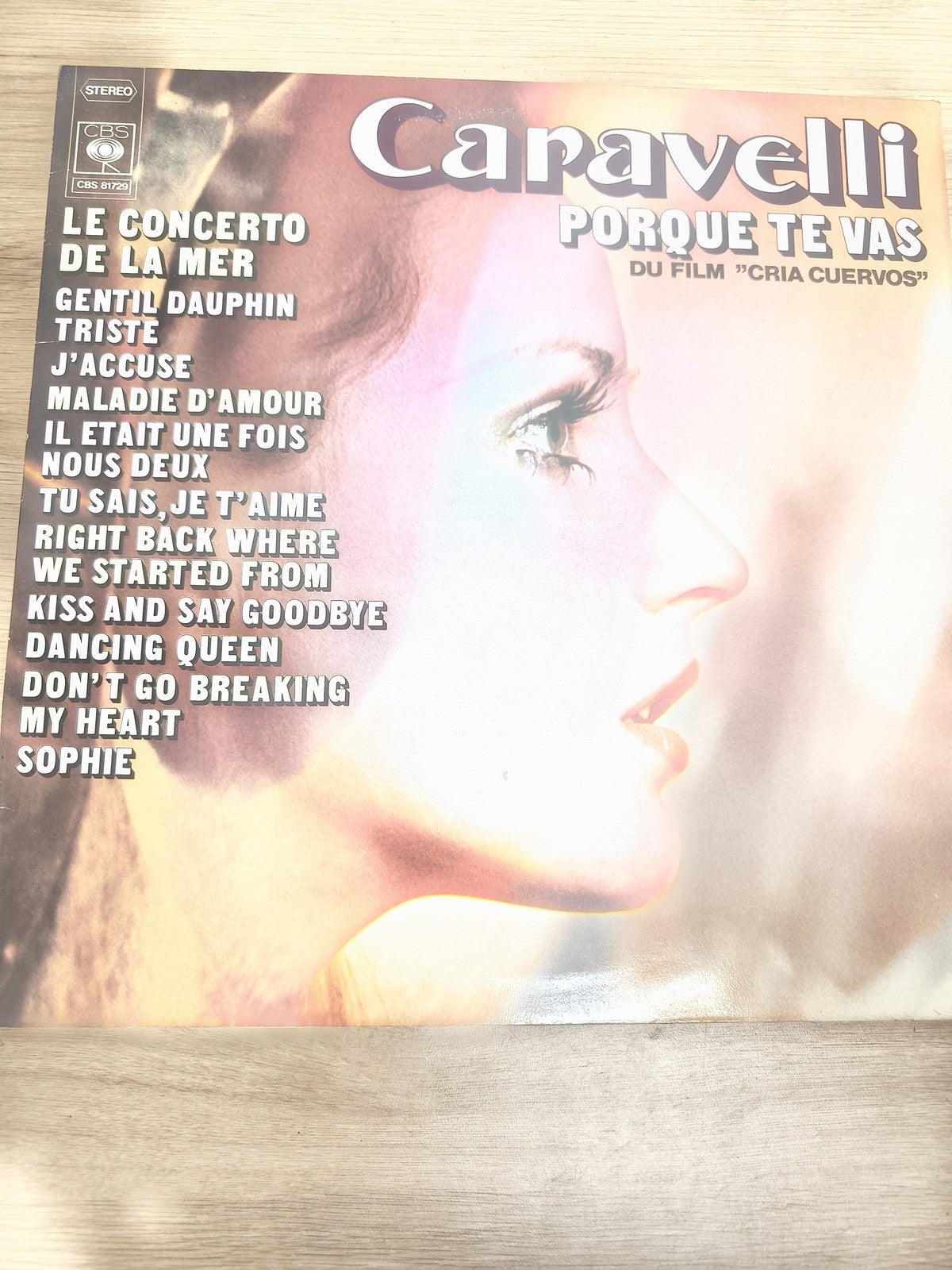 Vinyle 33T Caravelli Porque Te Vas Cria Cuervos CBS 81729 pochette visage