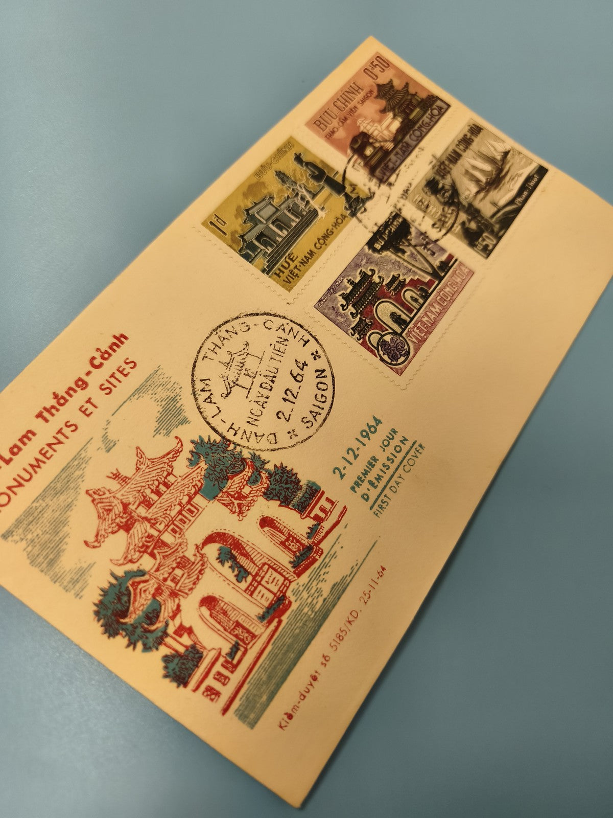 Ancienne enveloppe FDC Vietnam 1964 timbres monuments sites illustrée