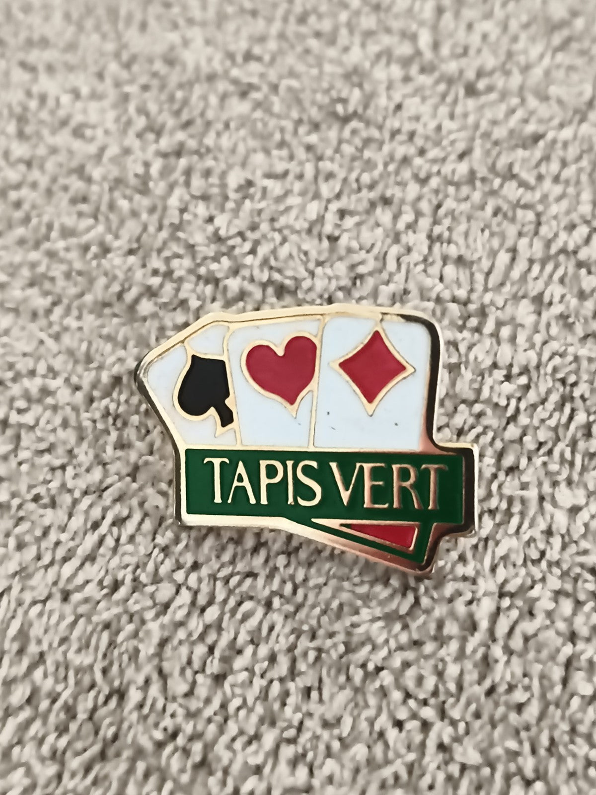 Pin's vintage Tapis Vert jeu de cartes casino badge ancien poker (Ref 4)