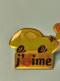 Vintage pin's Shell voiture jaune humoristique ancien collection (Ref 8)