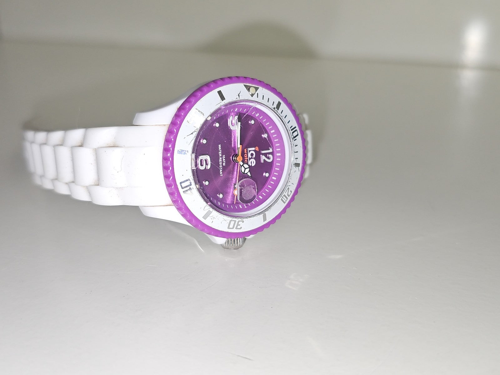 Montre femme Ice Watch Quartz d'occasion, bracelet original, fonctionne parfaite