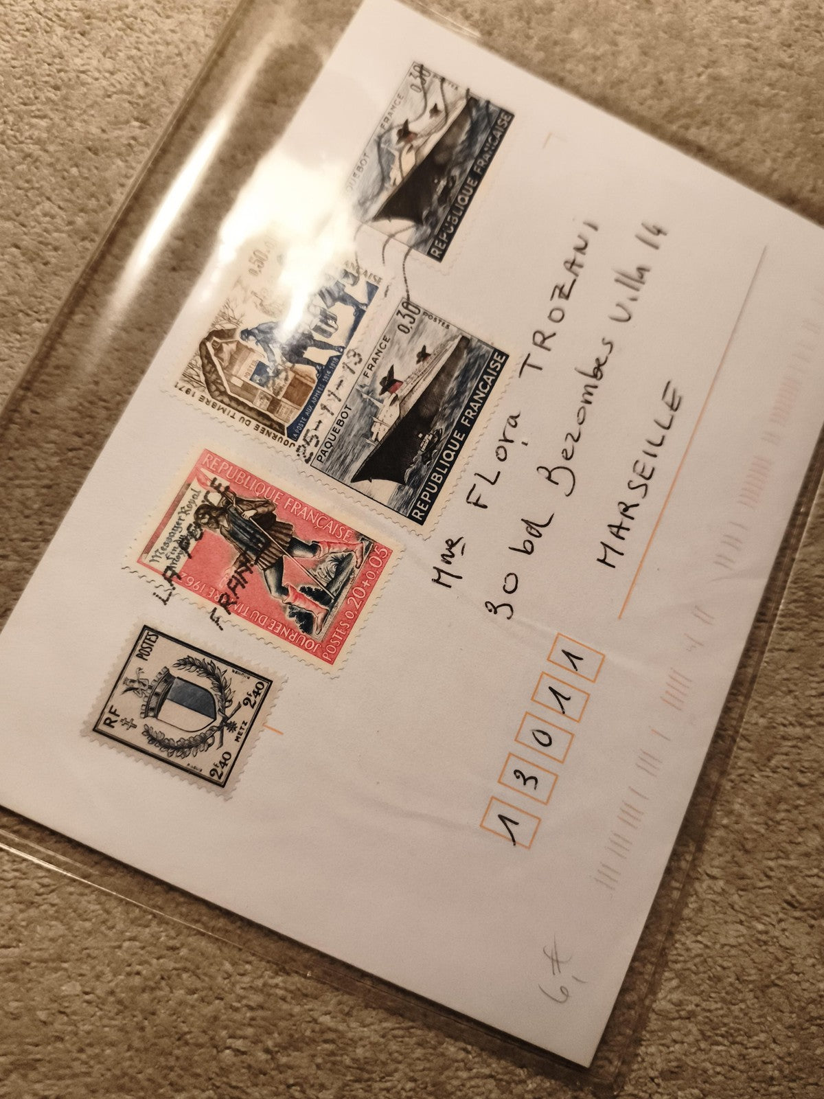 Lettre affranchie timbres France années 60 Marseille philatélie (Ref 13)