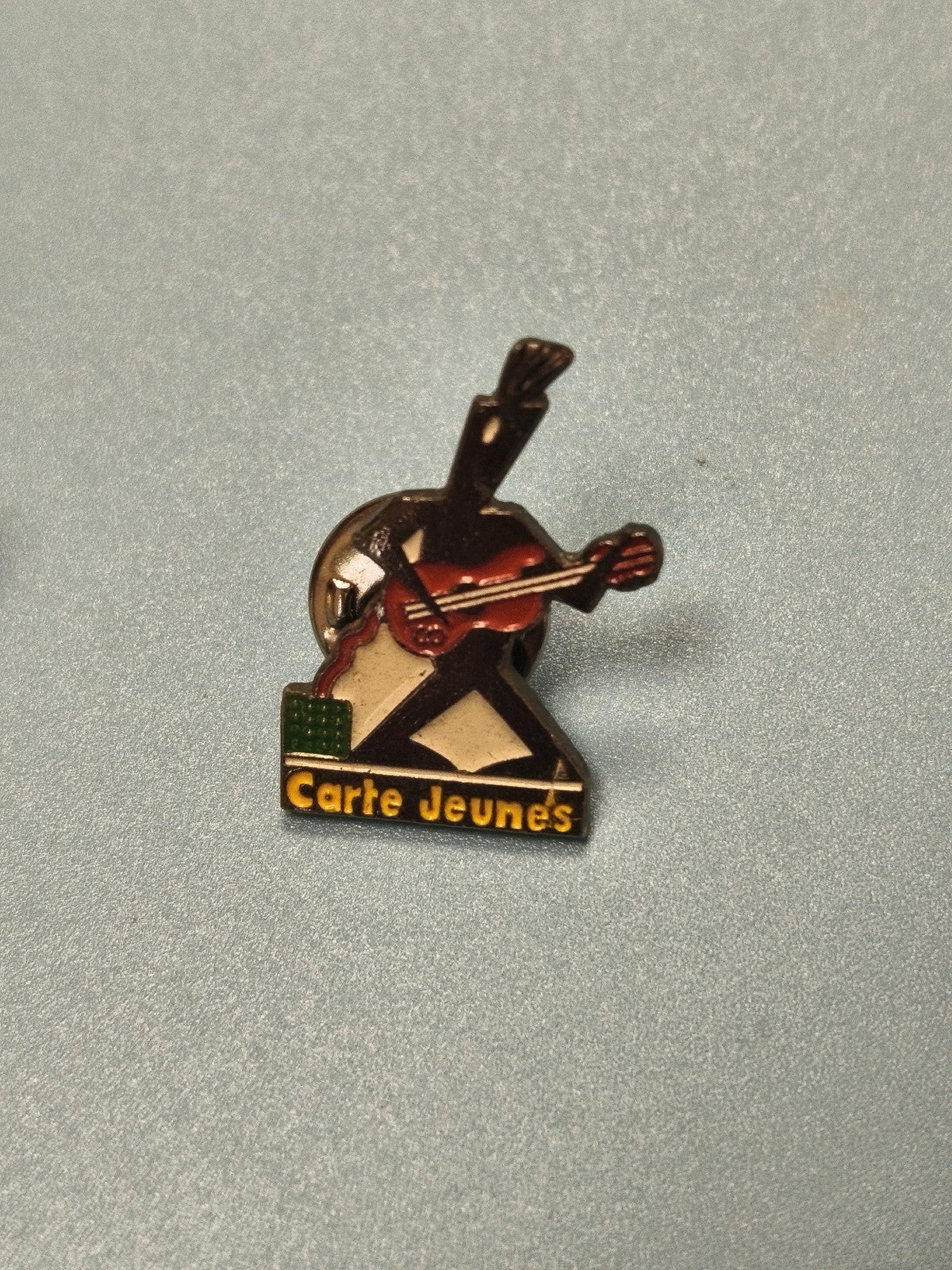 Vintage pin's Carte Jeunes guitare musicien badge collection années 90
