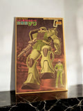Maquette Bandai Gundam Zaku 1/144 vintage boîte illustrée Japon
