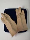 Paire de gants vintage cuir beige perforé années 1950 ancien accessoire rétro
