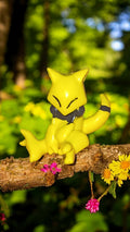 Figurine Pokémon Abra jaune PVC 2005/2006 R/LW vintage jouet déco