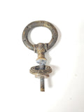 Ancienne clé vintage en métal, objet rétro de collection authentique, déco ancie