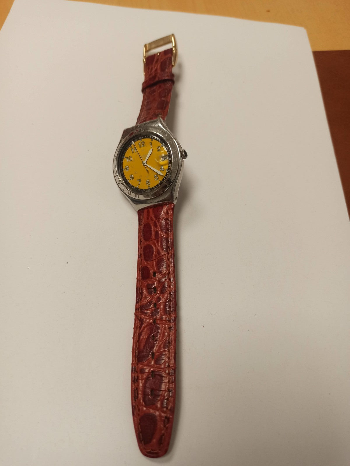 Montre Swatch Irony vintage cadran jaune rétro 1997 Swiss Made mixte