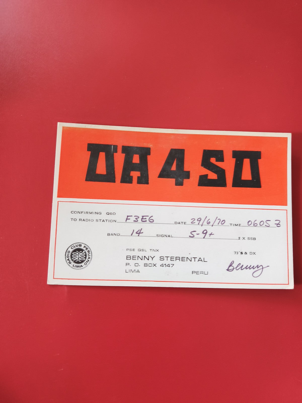 Carte radio QSL DA4SO orange et blanche, confirmation radioamateur Pérou
