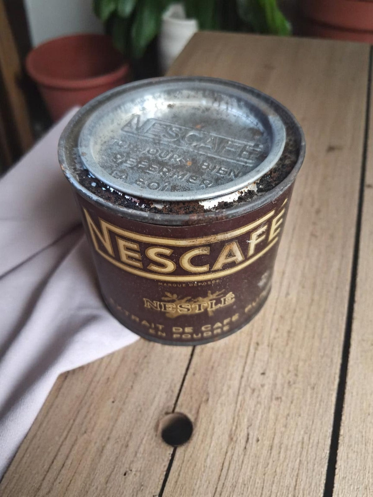 Boîte métal vintage Nescafé Nestlé ancienne déco rétro cuisine coffee tin
