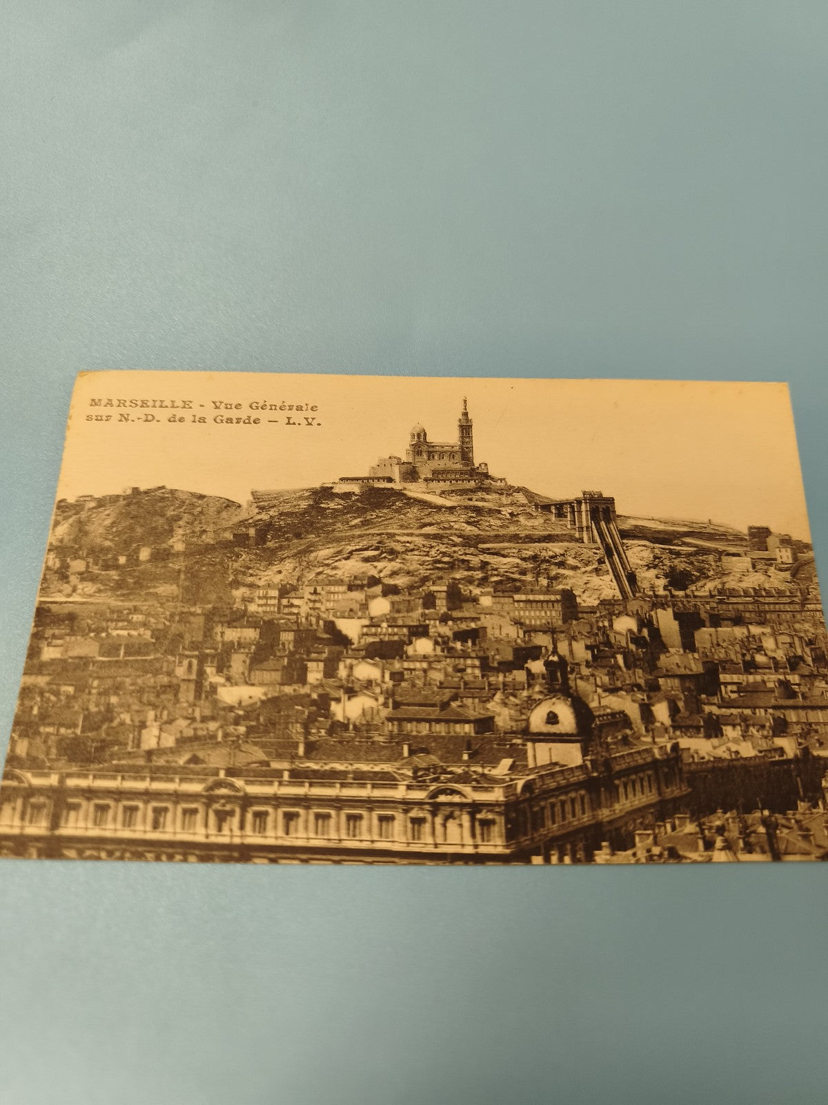 Carte postale ancienne Marseille N.-D. de la Garde vue générale vintage CPA