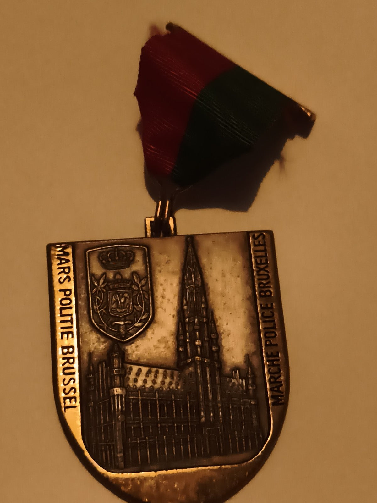 Médaille Marche Police Bruxelles Mars Politie ruban bicolore Belgique