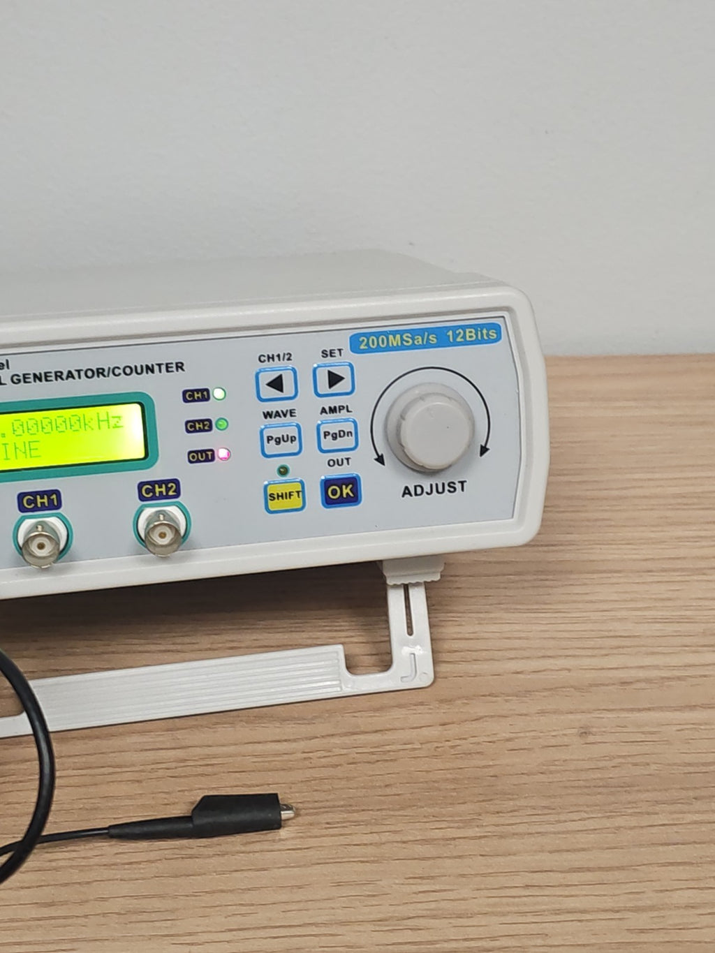 Générateur de signaux fonction DDS Generator fonctionnel sans alimentation