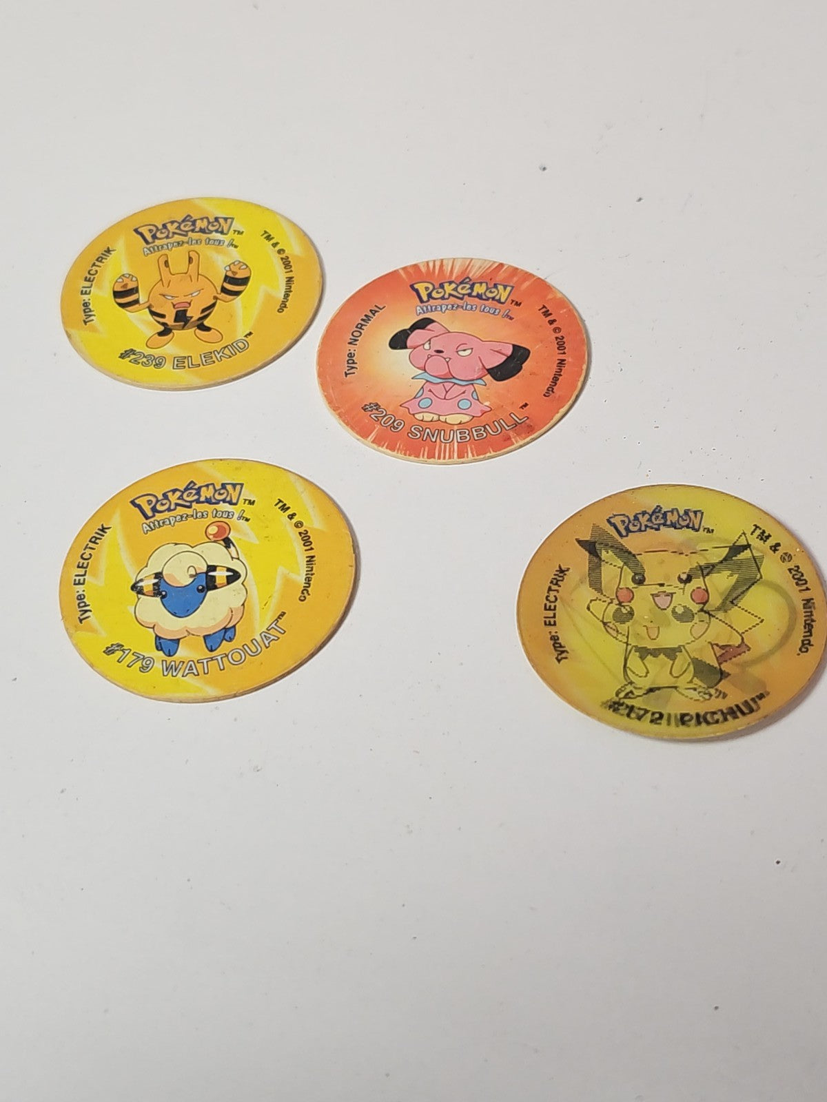 Lot de pogs Pokémon rétro anciens collection jeux d'enfance années 90 vintage