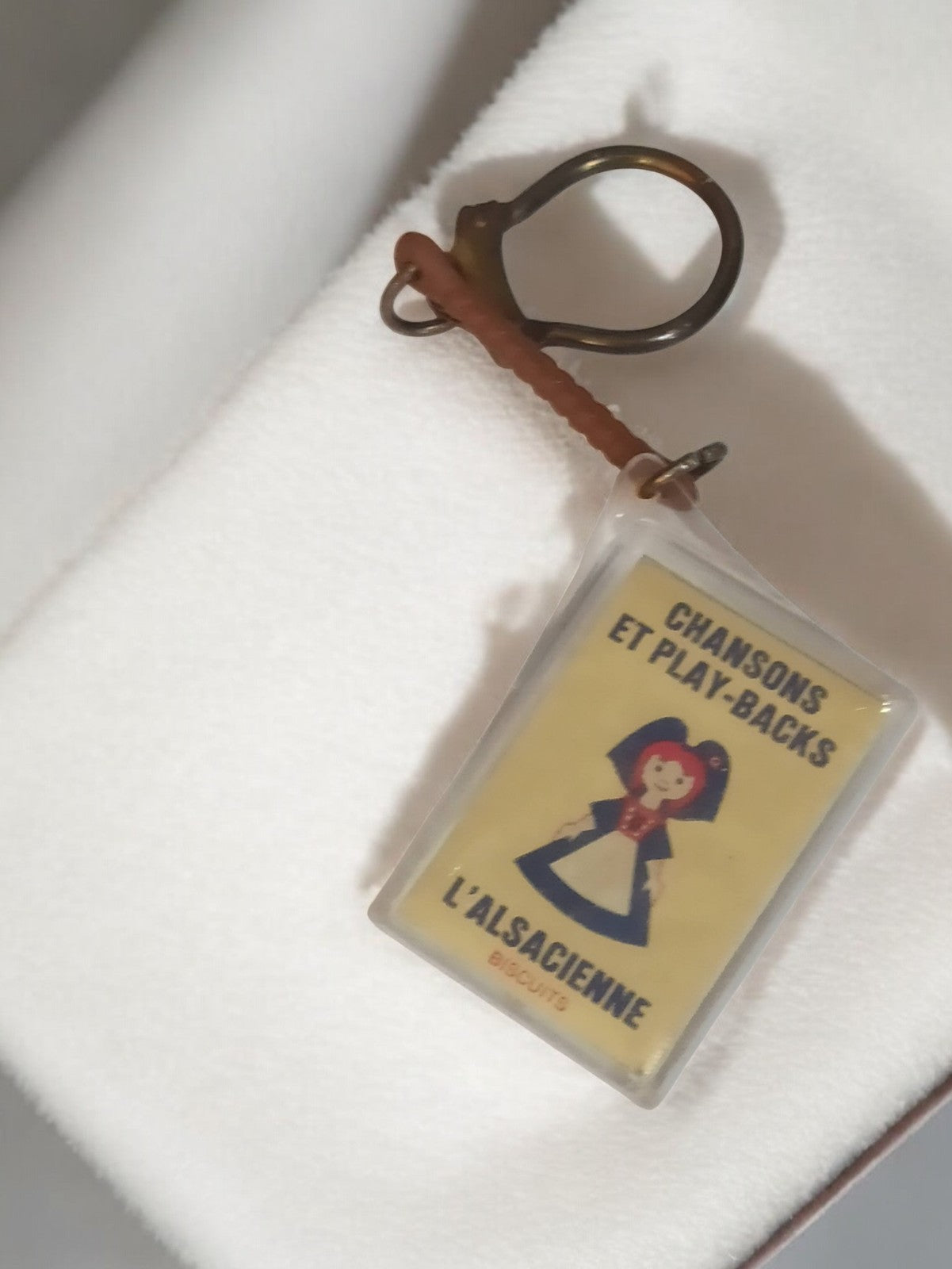 Porte-clés vintage L'Alsacienne biscuits pub rétro années 70 chansons play-back