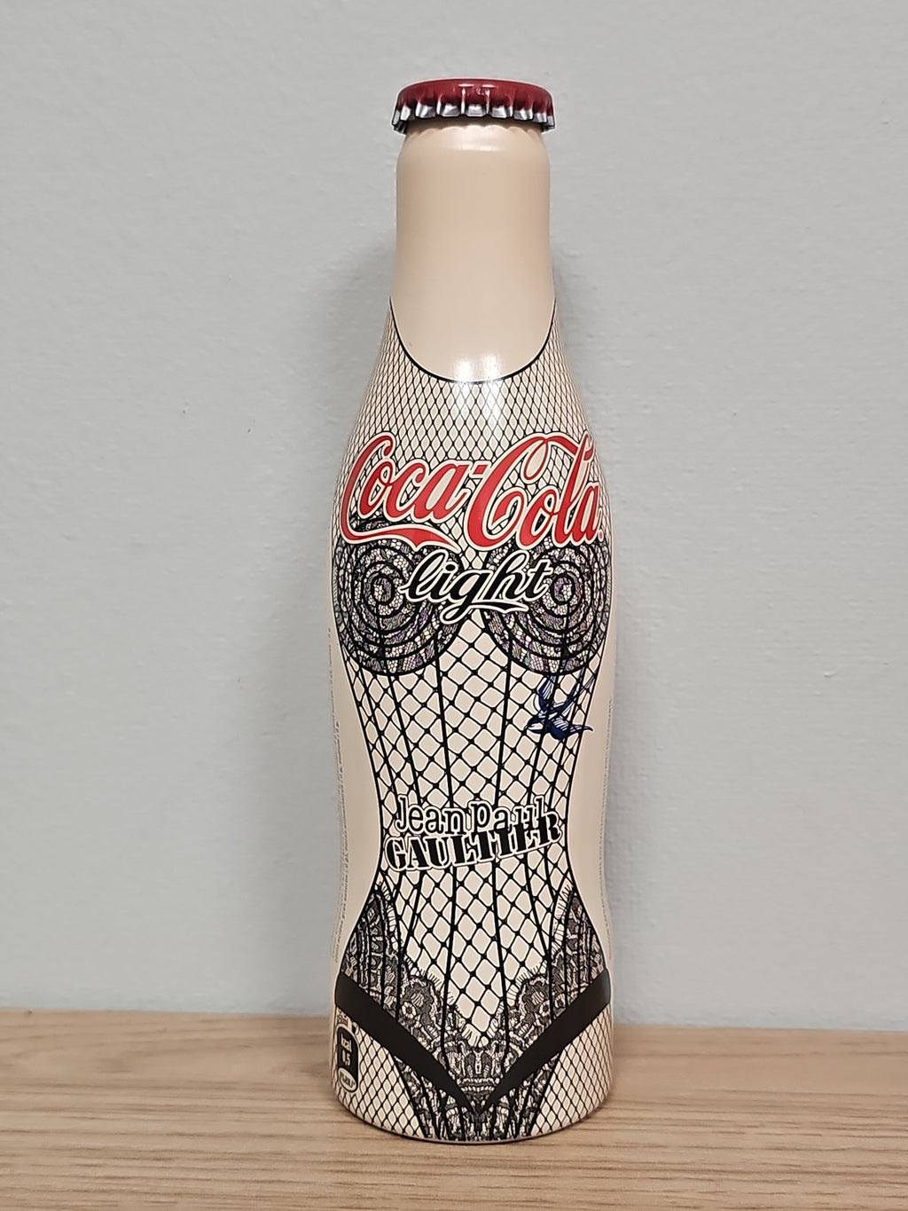 Bouteille Coca Cola pleine édition Jean Paul Gaultier design original limitée