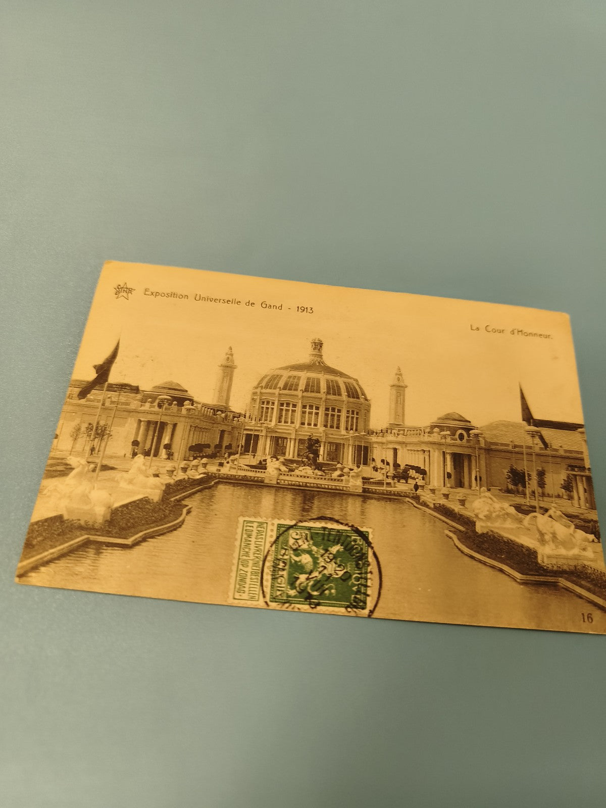 Carte postale ancienne Exposition Universelle Gand 1913 La Cour d'Honneur CPA