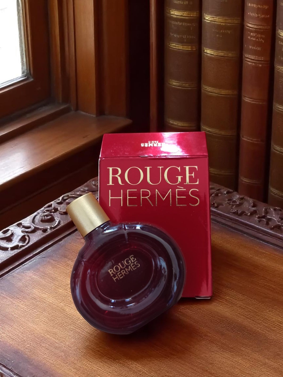 Miniature parfum Rouge Hermès vintage flacon rond édition limitée collector