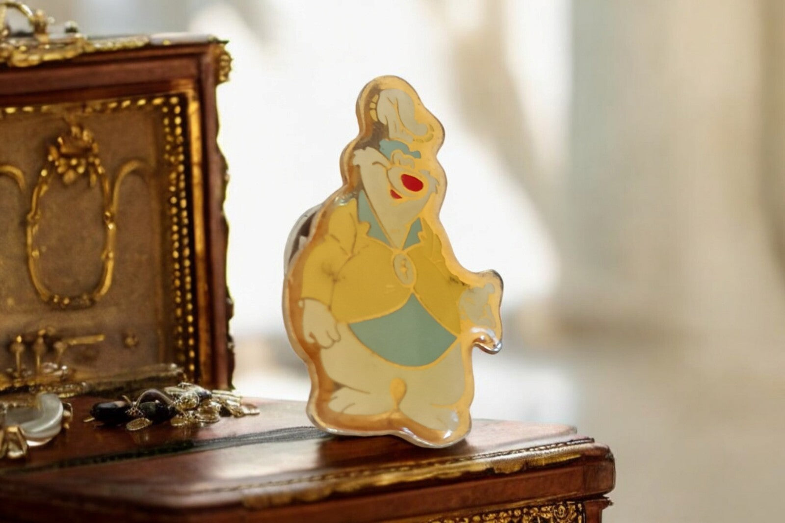 Pin's vintage Flunch Flunchy mascotte émaillée France restaurant