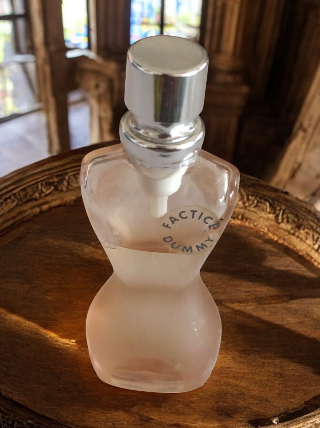 Flacon factice parfum Jean Paul Gaultier vintage buste givré spray déco