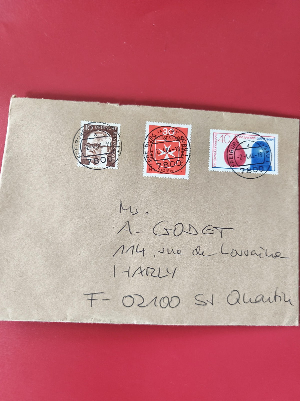 Enveloppe affranchie timbres Allemagne, cachets visibles, expédiée France