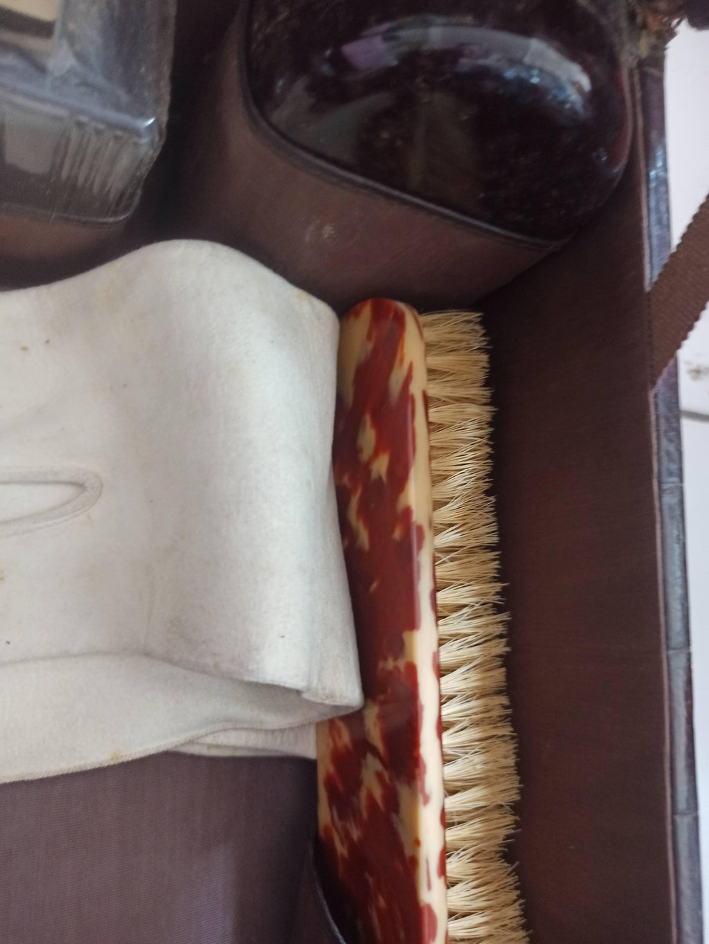 Trousse de toilette ancienne vintage, set de voyage rétro avec accessoires